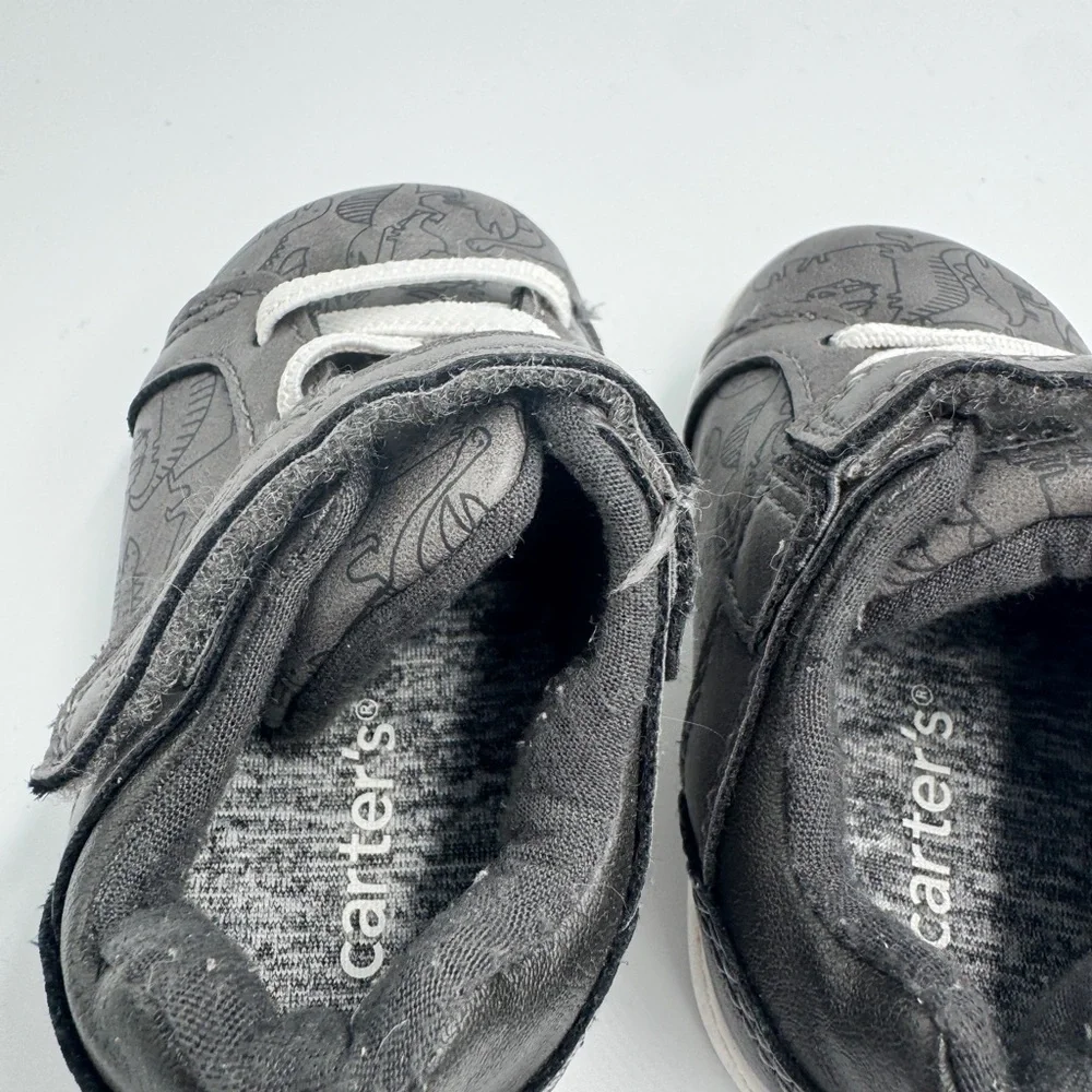 Carter's Toddler Boys Size 3M Dark Gray Dinosaur Print Baby Shoes Sneakers Walk